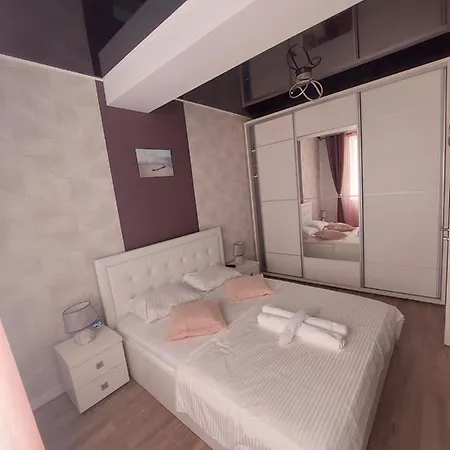 Apartament's Mamaia Nord Daire